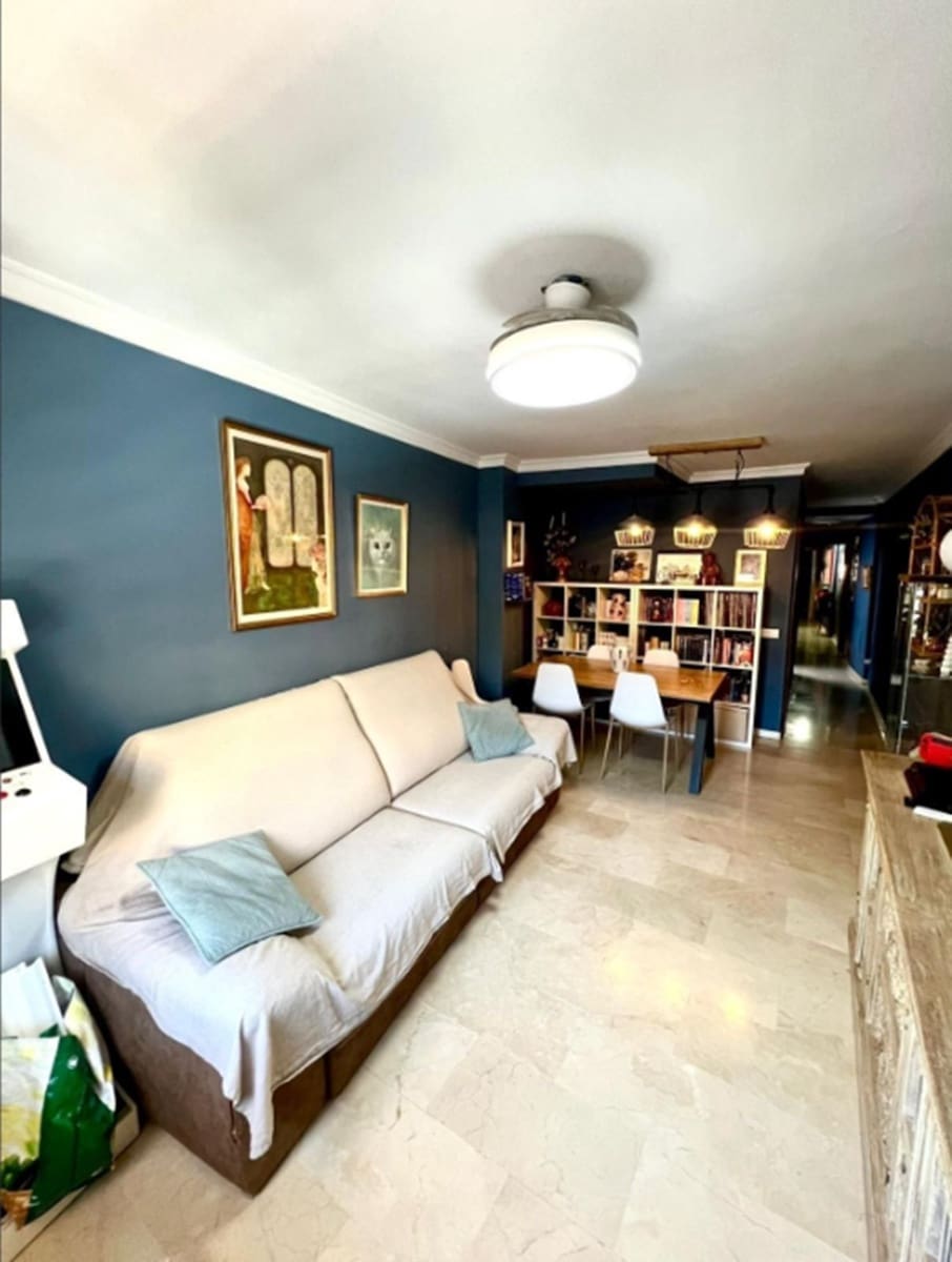 3 bedroom Apartment for sale in Malaga city with garage - € 329,000 (Ref: 9618810)