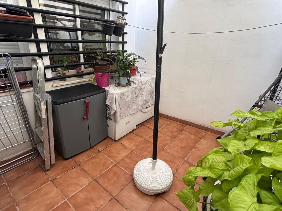 3 bedroom Apartment for sale in Malaga city with garage - € 329,000 (Ref: 9618810)