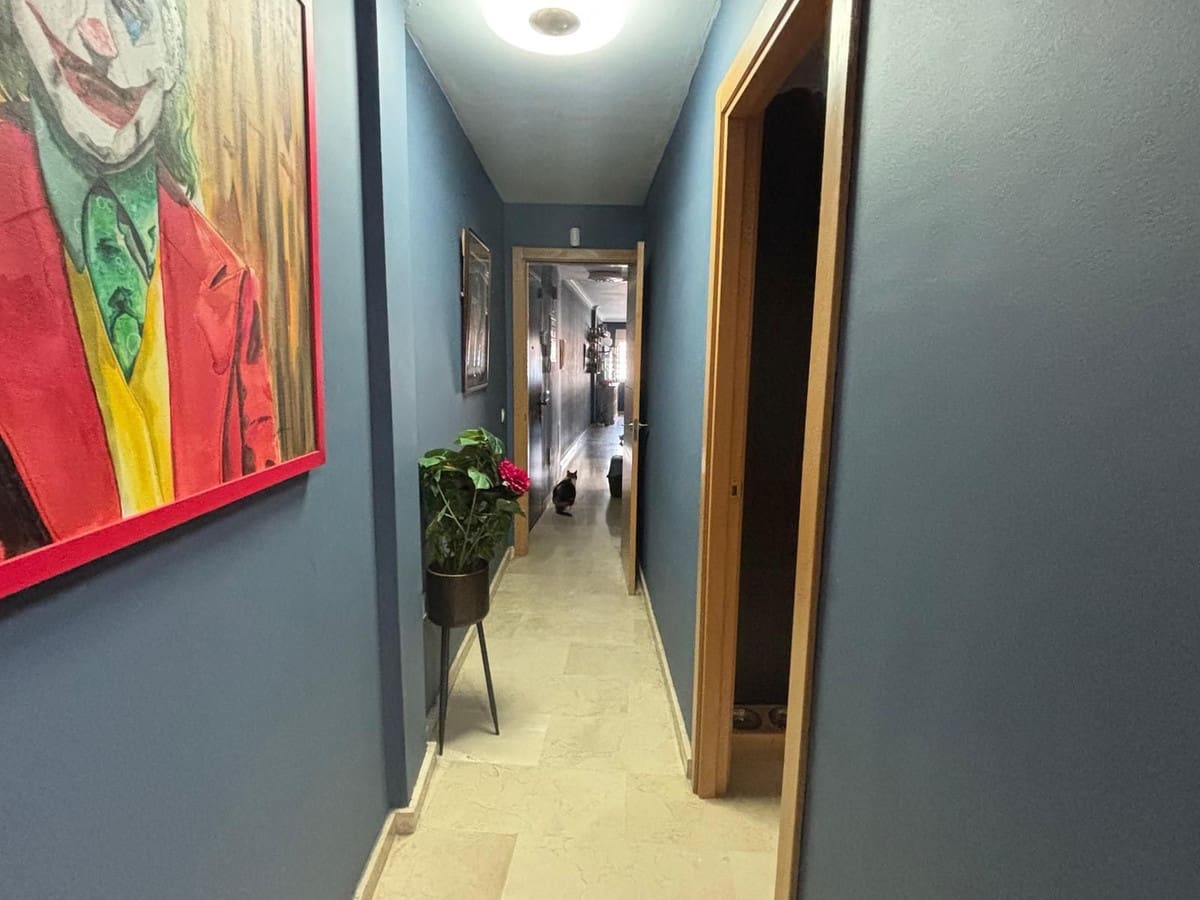 3 bedroom Apartment for sale in Malaga city with garage - € 329,000 (Ref: 9618810)