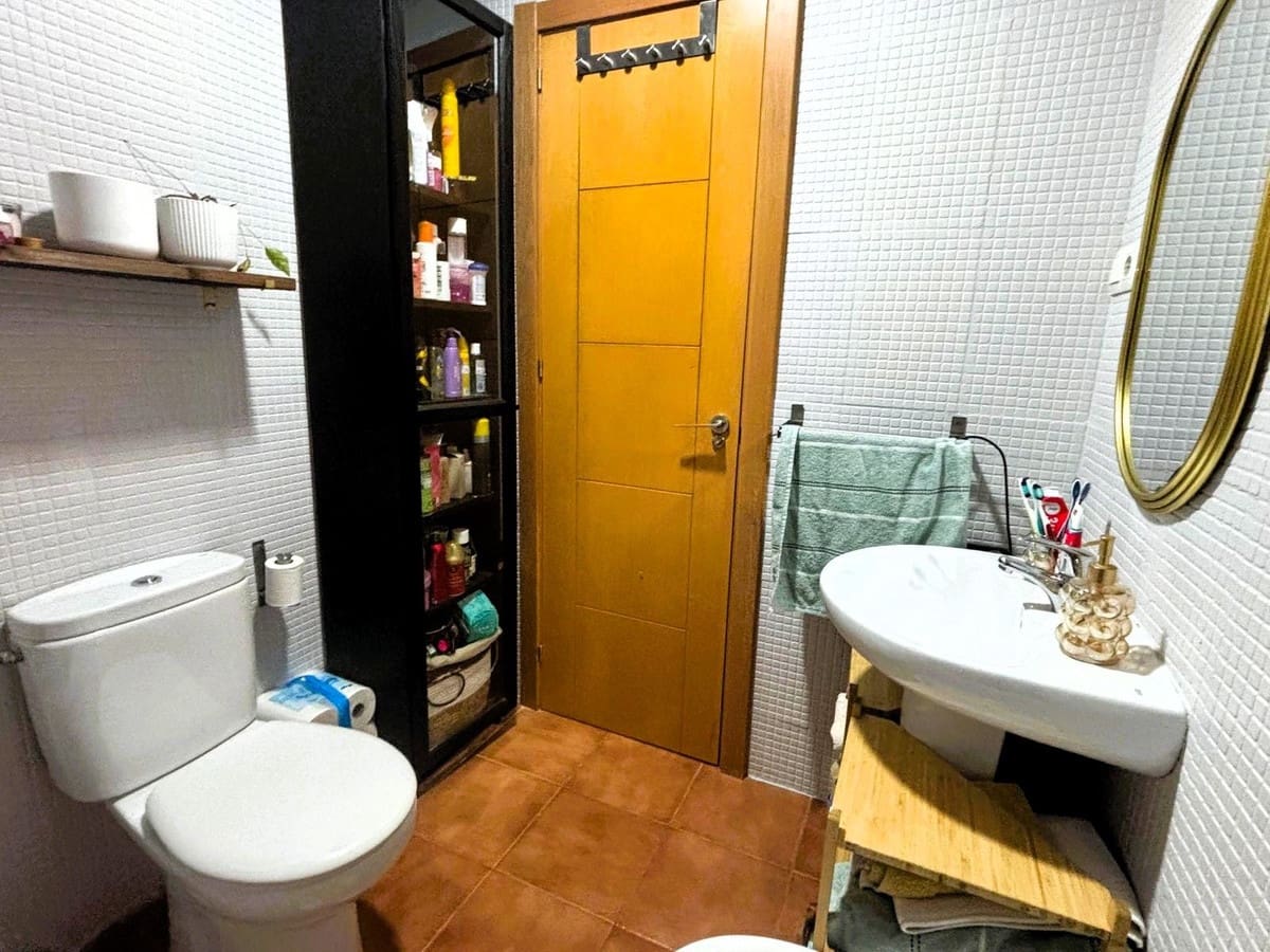 3 bedroom Apartment for sale in Malaga city with garage - € 329,000 (Ref: 9618810)