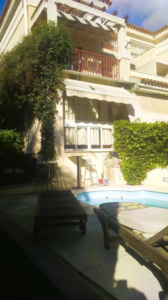 5 sypialnia Willa na sprzedaż w Torremolinos - 585 000 € (Ref: 9618812)