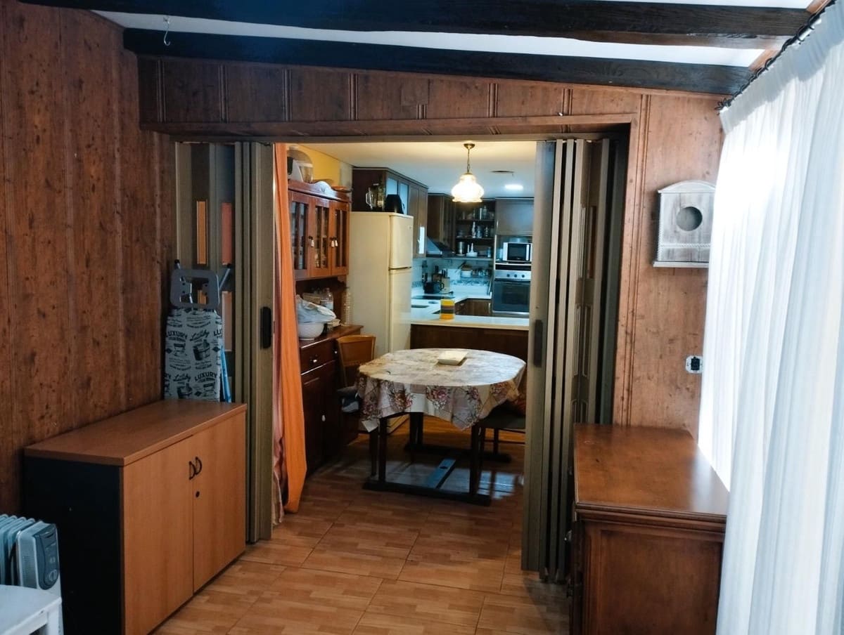 5 sypialnia Willa na sprzedaż w Torremolinos - 585 000 € (Ref: 9618812)