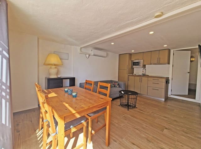 3 sovrum Hus till salu i La Reserva, Marbella med garage - 370 000 € (Ref: 9620708)