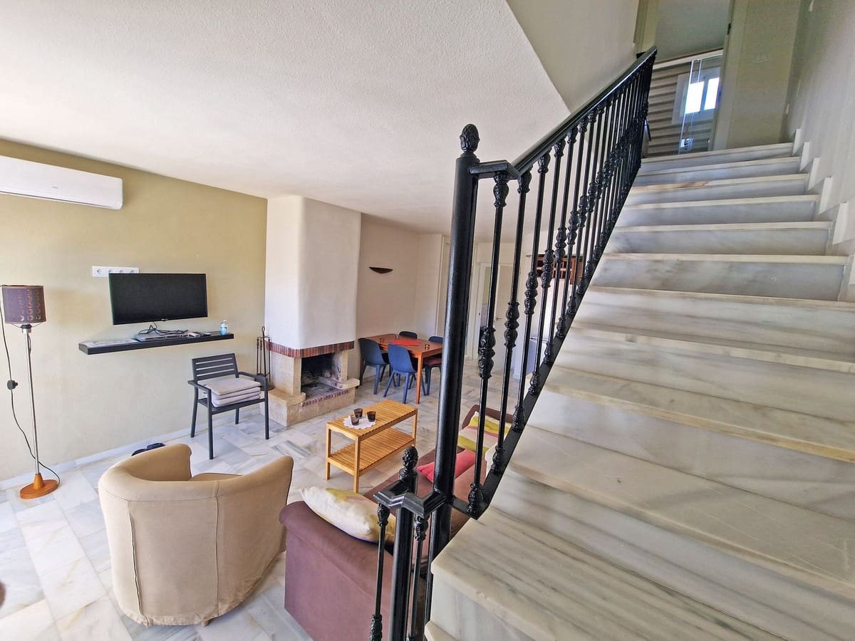 3 sovrum Hus till salu i La Reserva med garage - 370 000 € (Ref: 9620708)