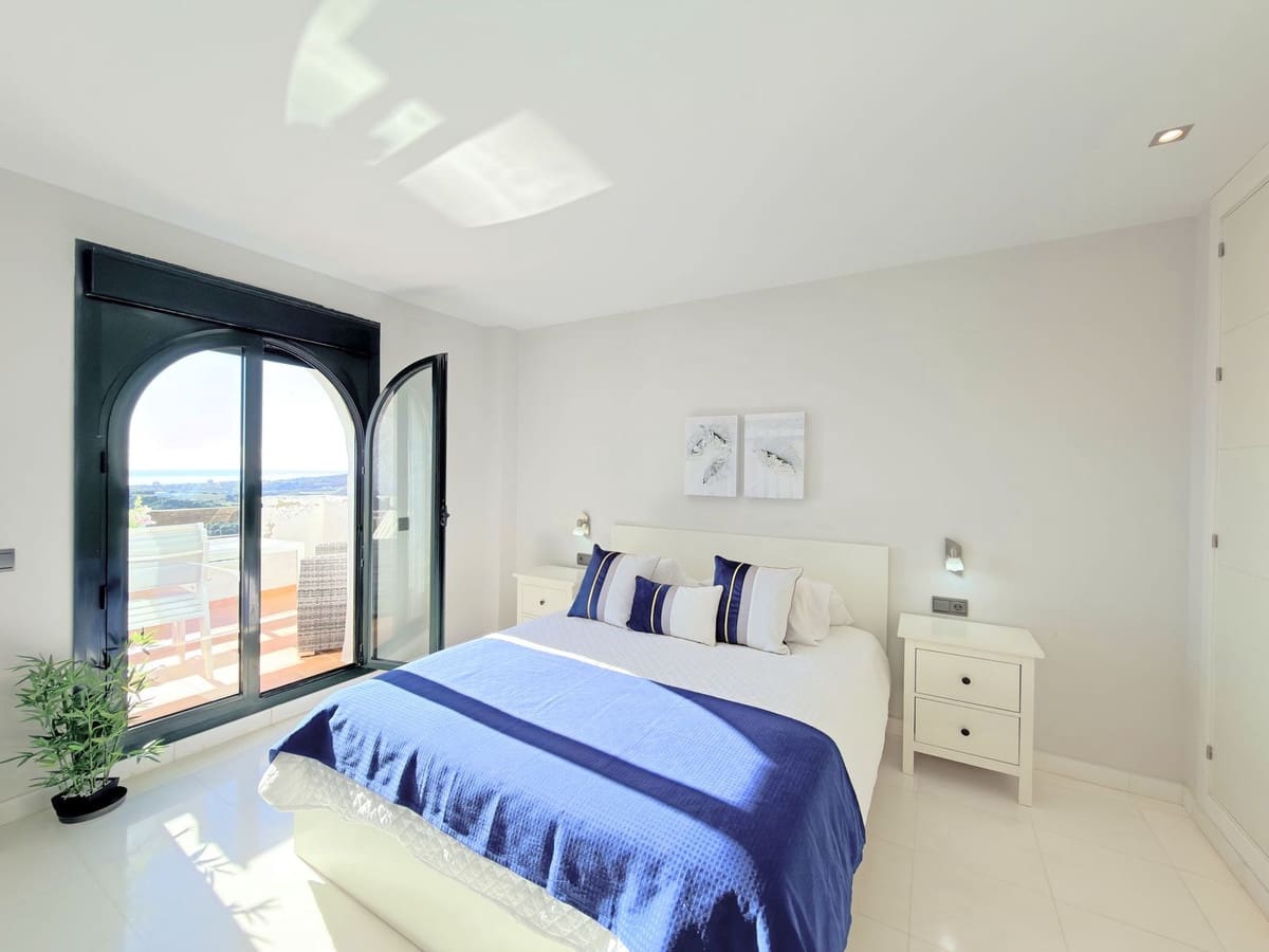 Apartamento de 2 habitaciones en Bahia de Casares en venta con garaje - 315.000 € (Ref: 9620709)