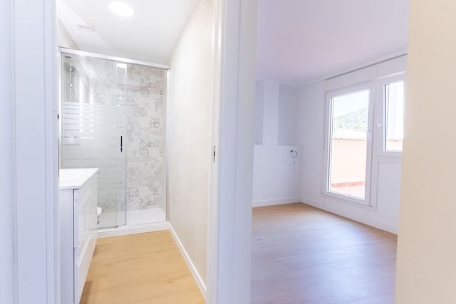 Apartamento de 2 habitaciones en La Victoria, Málaga ciudad en venta - 399.000 € (Ref: 9620711)