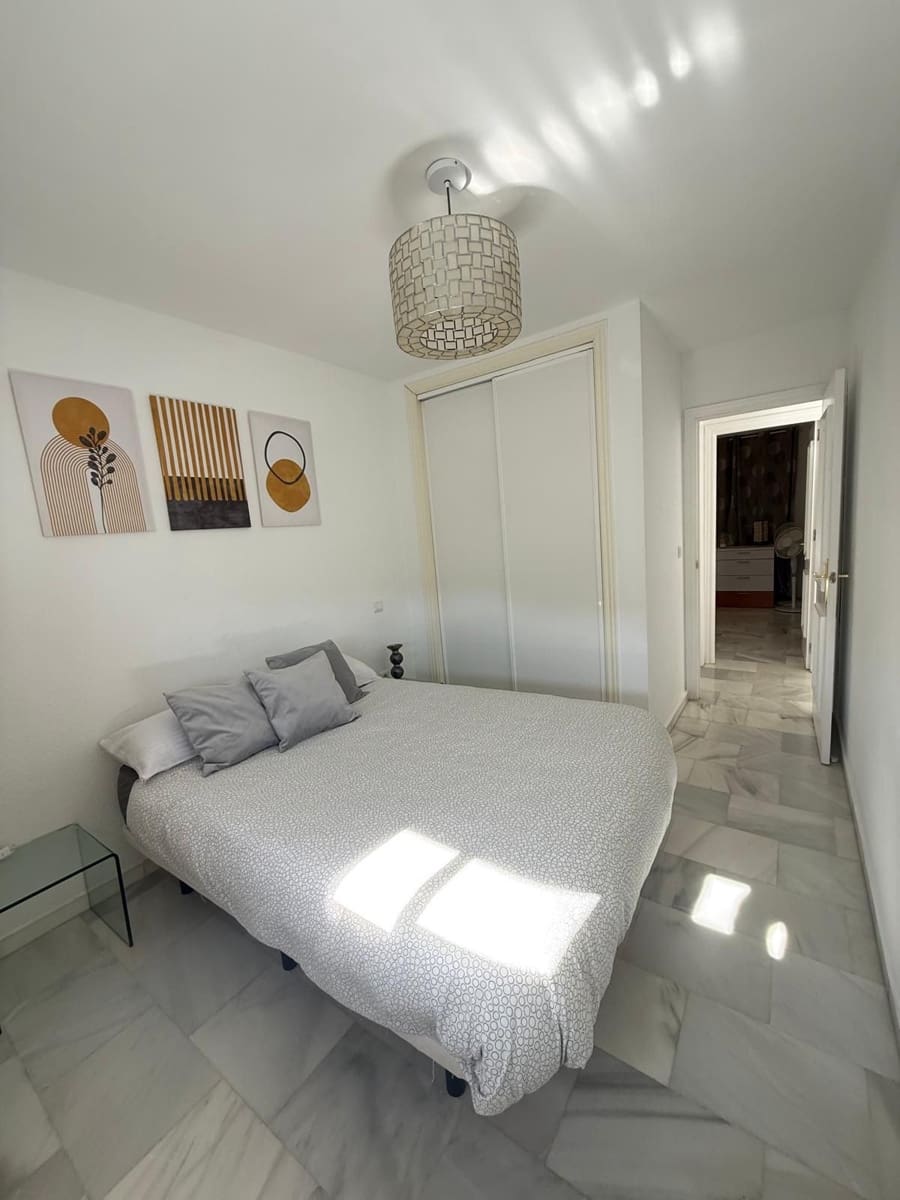 2 soveværelse Lejlighed til salg i Riviera del Sol - € 259.000 (Ref: 9626997)