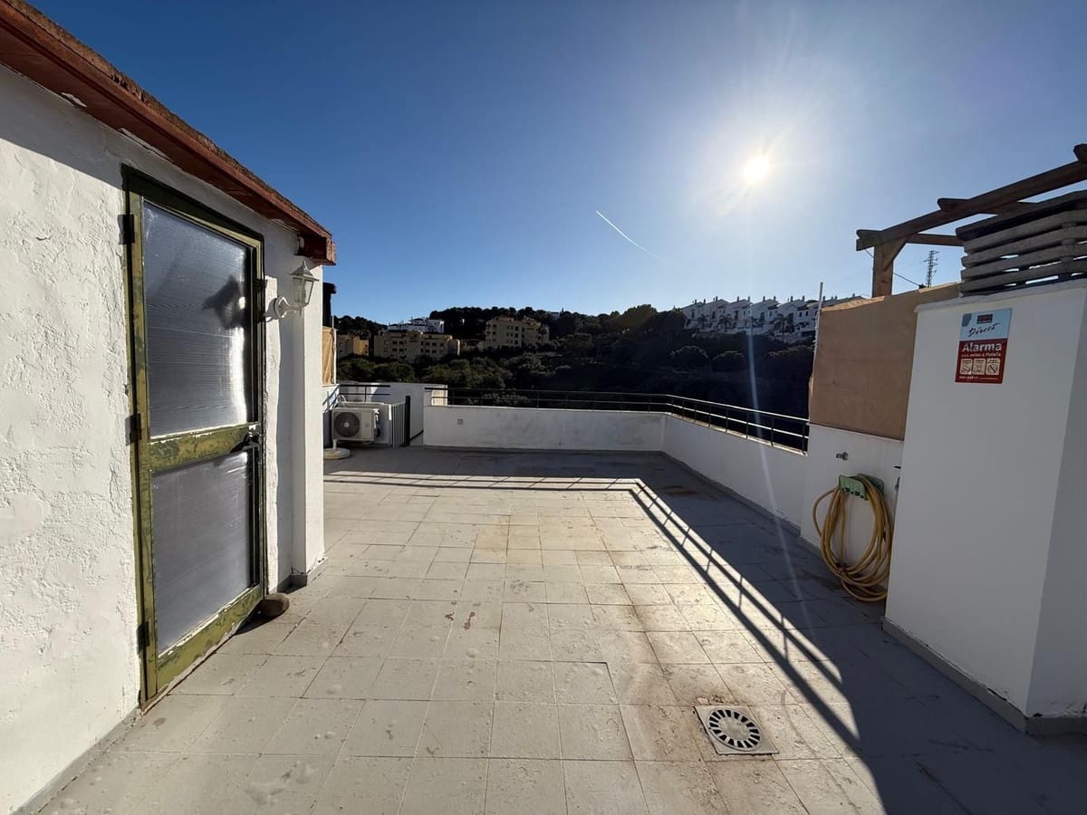 2 soveværelse Lejlighed til salg i Riviera del Sol - € 259.000 (Ref: 9626997)