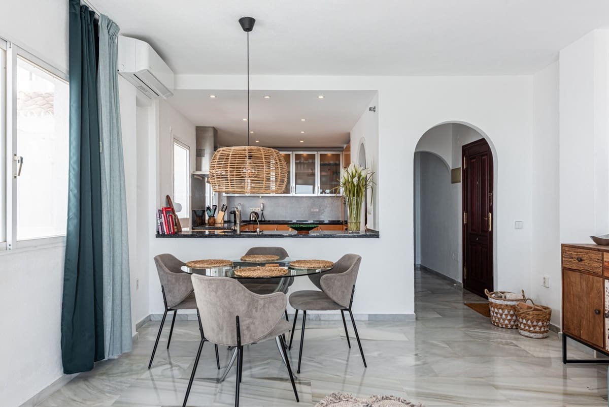 1 makuuhuone Huoneisto myytävänä paikassa Calahonda - 295 000 € (Ref: 9626998)