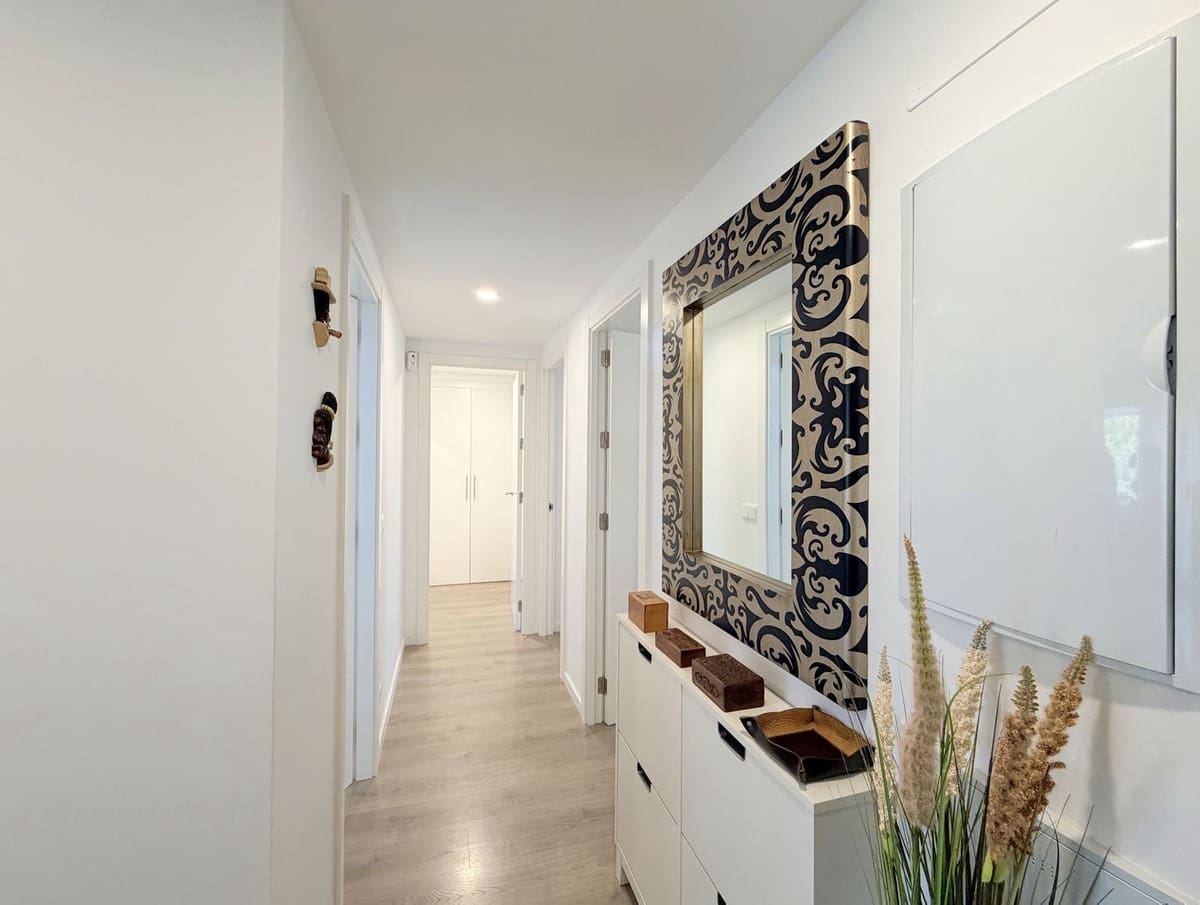 3 soverom Leilighet til salgs i Estepona med garasje - € 539 000 (Ref: 9626999)