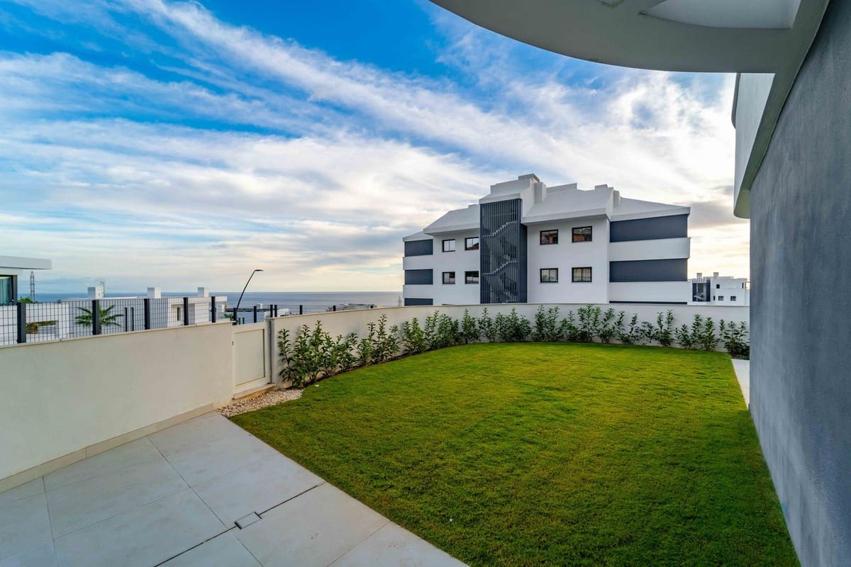 2 soverom Leilighet til salgs i Fuengirola med garasje - € 630 000 (Ref: 9627002)