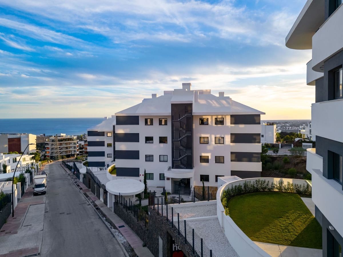 2 soverom Leilighet til salgs i Fuengirola med garasje - € 630 000 (Ref: 9627002)