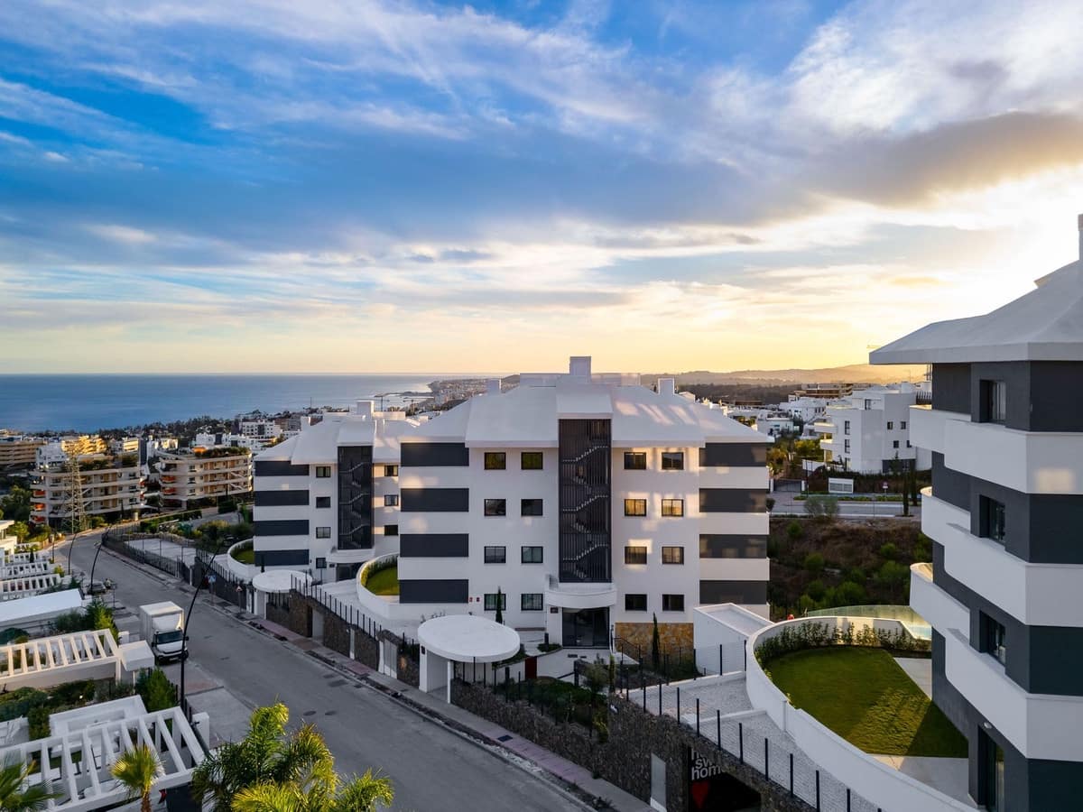 2 soverom Leilighet til salgs i Fuengirola med garasje - € 630 000 (Ref: 9627002)