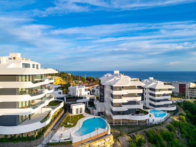 2 soverom Leilighet til salgs i Castillo Sohail, Fuengirola med garasje - € 630 000 (Ref: 9627002)