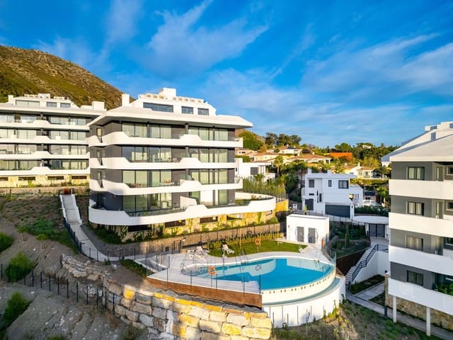 2 soverom Leilighet til salgs i Castillo Sohail, Fuengirola med garasje - € 630 000 (Ref: 9627002)