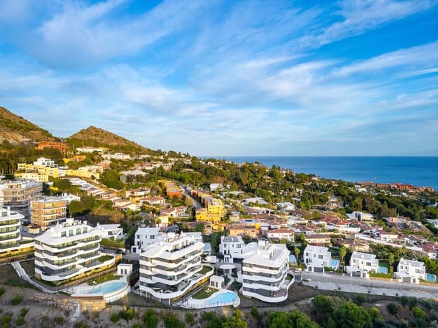 2 soverom Leilighet til salgs i Castillo Sohail, Fuengirola med garasje - € 630 000 (Ref: 9627002)