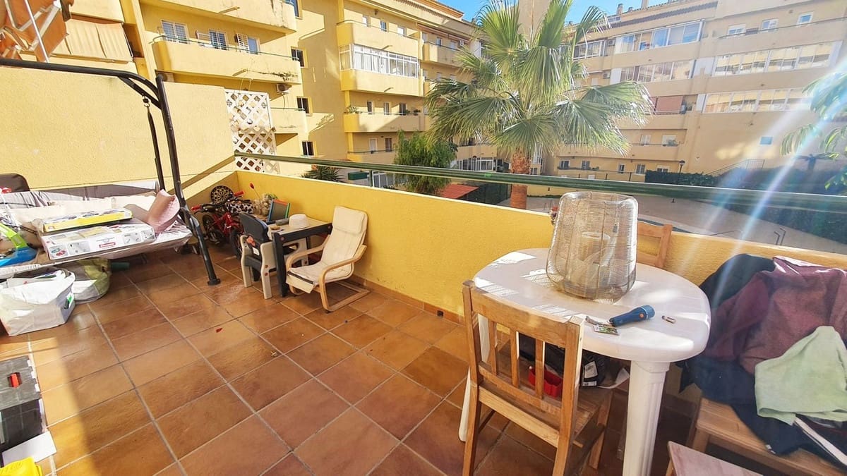 1 bedroom Apartment for sale in Fuengirola - € 229,000 (Ref: 9627004)