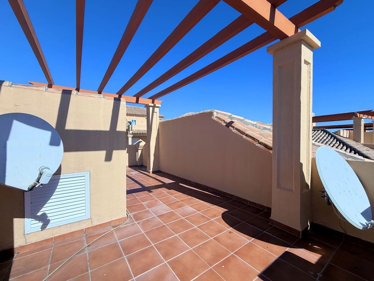 3 sypialnia Dom na sprzedaż w Estepona z garażem - 470 000 € (Ref: 9629272)