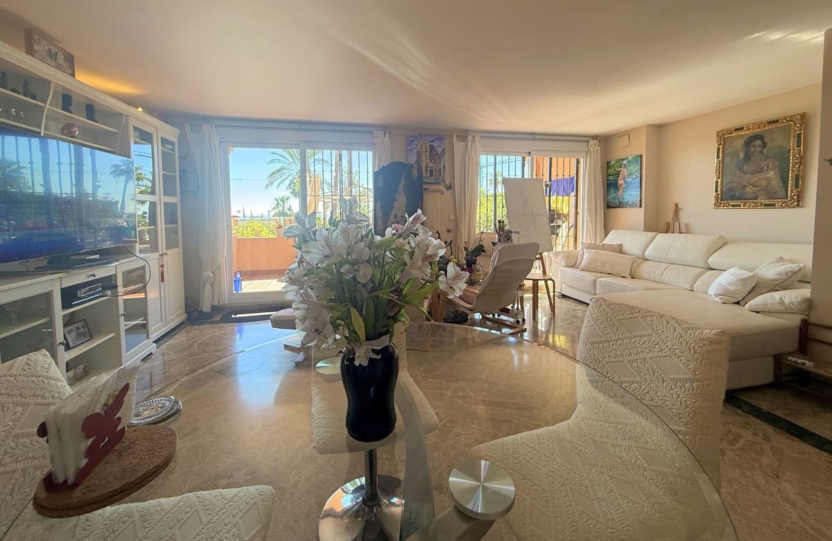 3 sypialnia Dom na sprzedaż w Estepona z garażem - 470 000 € (Ref: 9629272)