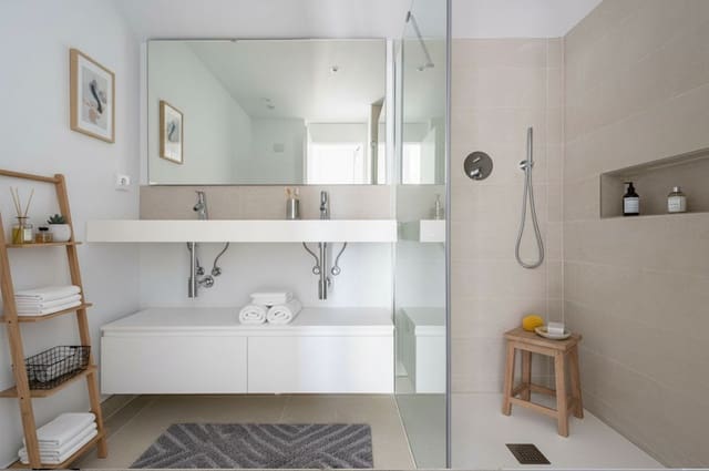 2 quarto Penthouse para venda em Castillo Sohail, Fuengirola com garagem - 825 000 € (Ref: 9629275)