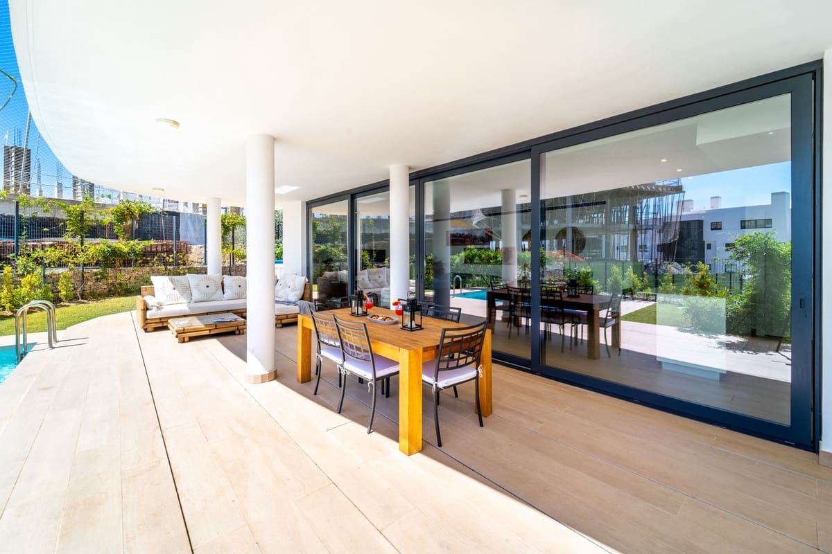 Apartamento de 3 habitaciones en Fuengirola en venta con garaje - 769.000 € (Ref: 9629278)