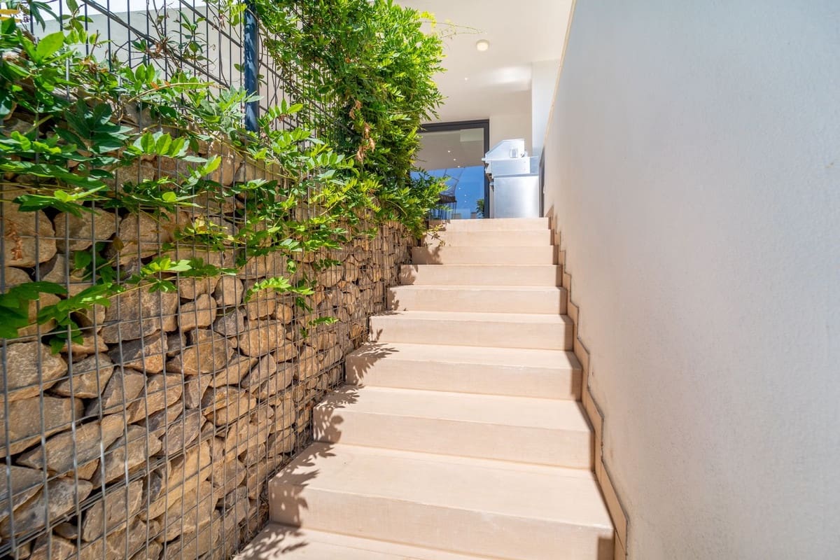 Apartamento de 3 habitaciones en Fuengirola en venta con garaje - 769.000 € (Ref: 9629278)