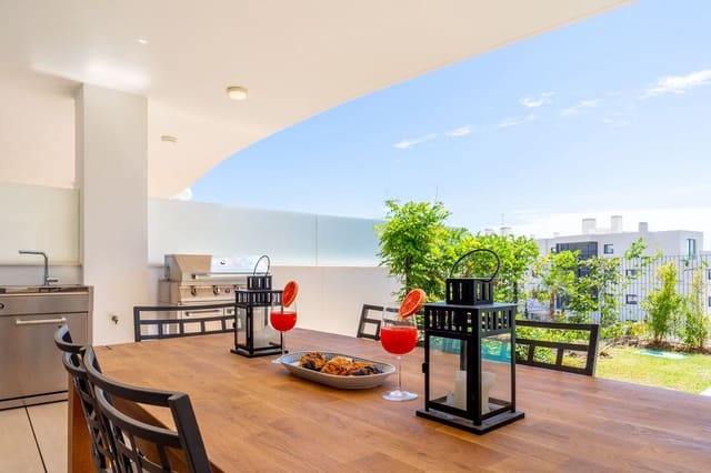 3 makuuhuone Huoneisto myytävänä paikassa Castillo Sohail, Fuengirola mukana 
autotalli - 769 000 € (Ref: 9629278)