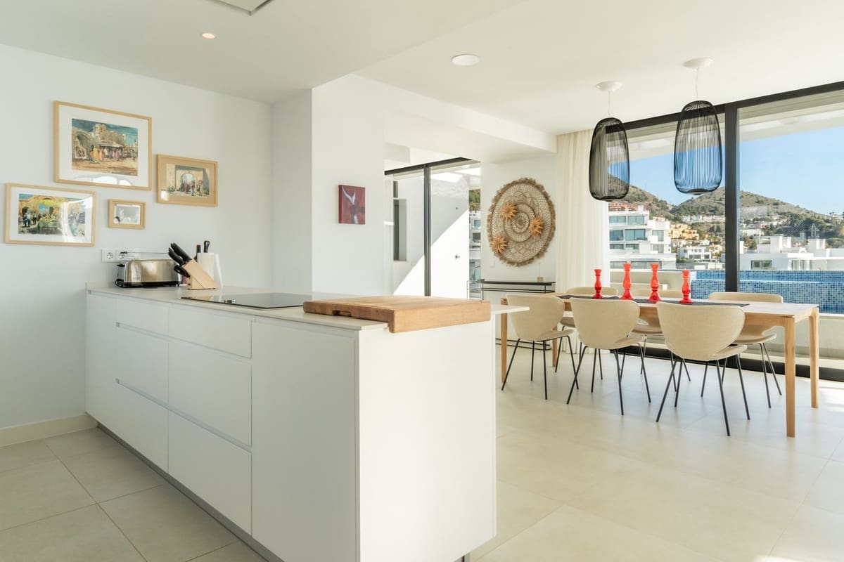 Ático de 3 habitaciones en Fuengirola en venta con garaje - 1.499.000 € (Ref: 9629279)