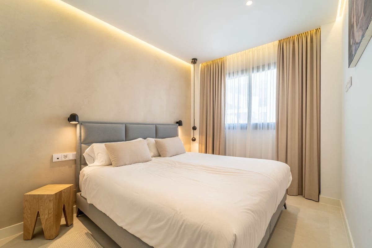 Ático de 3 habitaciones en Fuengirola en venta con garaje - 1.499.000 € (Ref: 9629279)