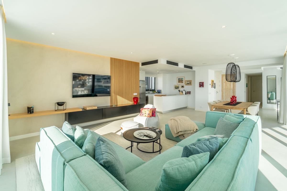 Ático de 3 habitaciones en Fuengirola en venta con garaje - 1.499.000 € (Ref: 9629279)