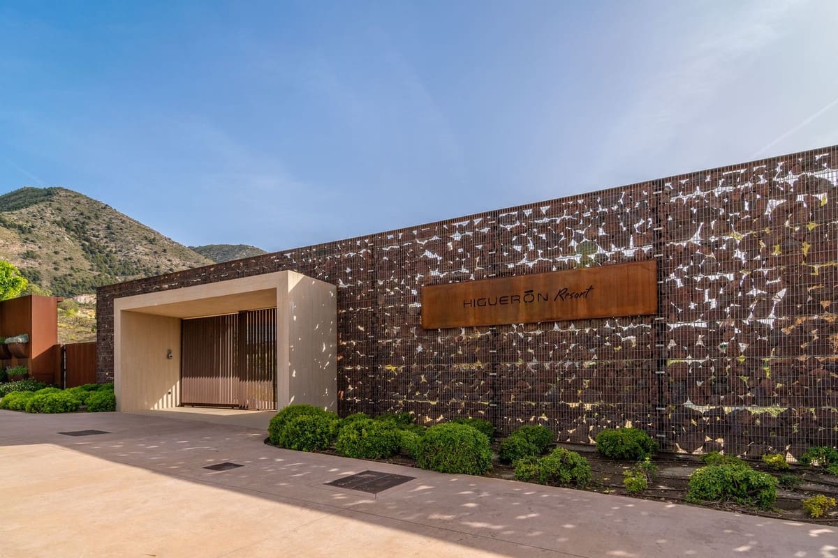 Apartamento de 2 habitaciones en Fuengirola en venta con garaje - 515.000 € (Ref: 9629280)