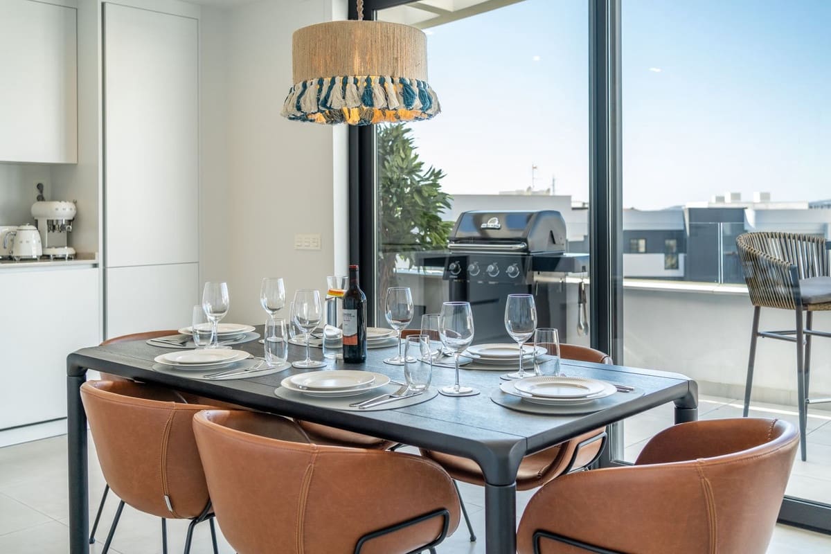 2 soverom Leilighet til salgs i Fuengirola med garasje - € 460 000 (Ref: 9629281)