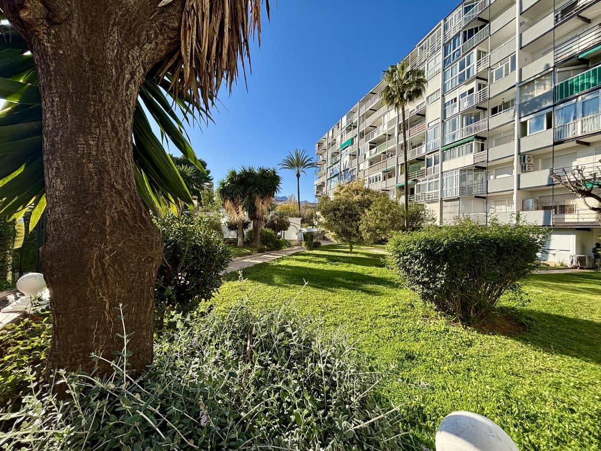 2 soveværelse Lejlighed til salg i Benalmadena med garage - € 255.000 (Ref: 9629283)