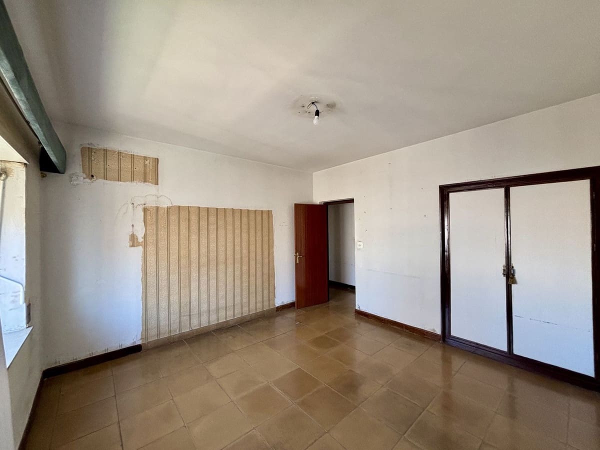 9 makuuhuone Huoneisto myytävänä paikassa Malaga kaupunki - 1 800 000 € (Ref: 9629285)