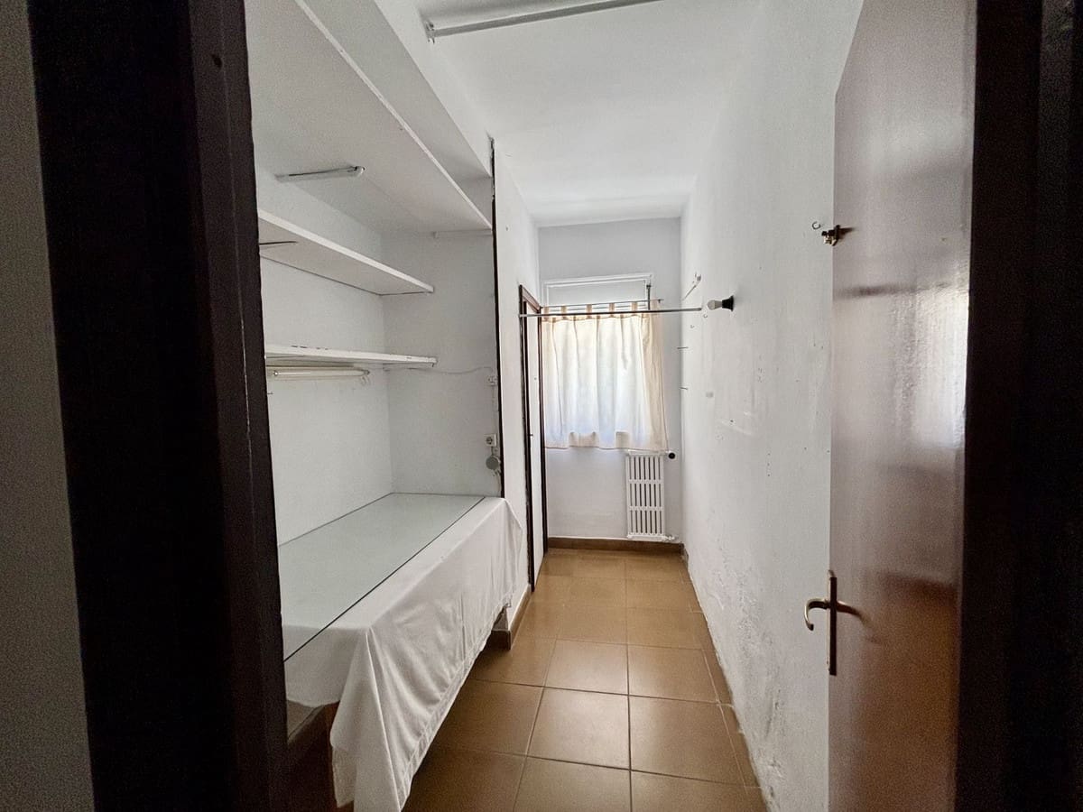 9 makuuhuone Huoneisto myytävänä paikassa Malaga kaupunki - 1 800 000 € (Ref: 9629285)