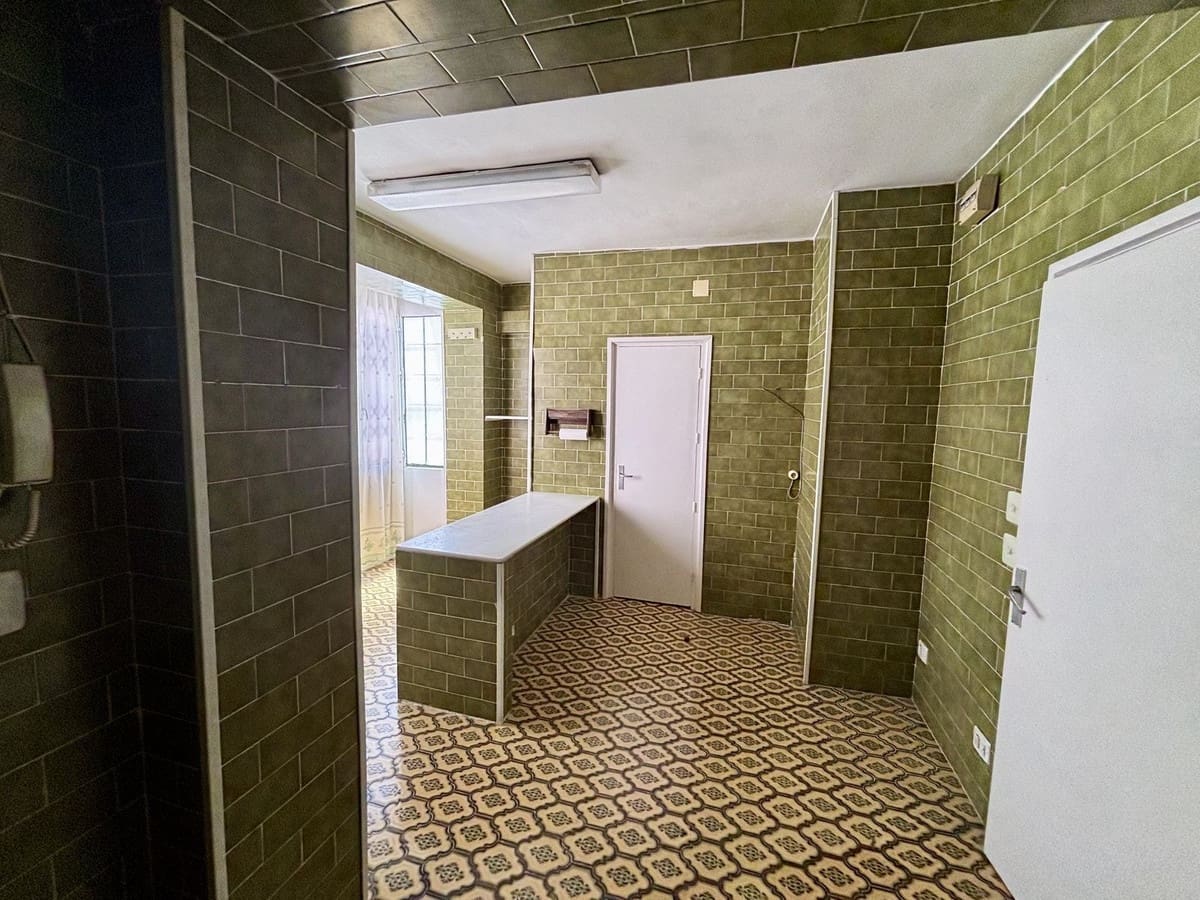 9 makuuhuone Huoneisto myytävänä paikassa Malaga kaupunki - 1 800 000 € (Ref: 9629285)