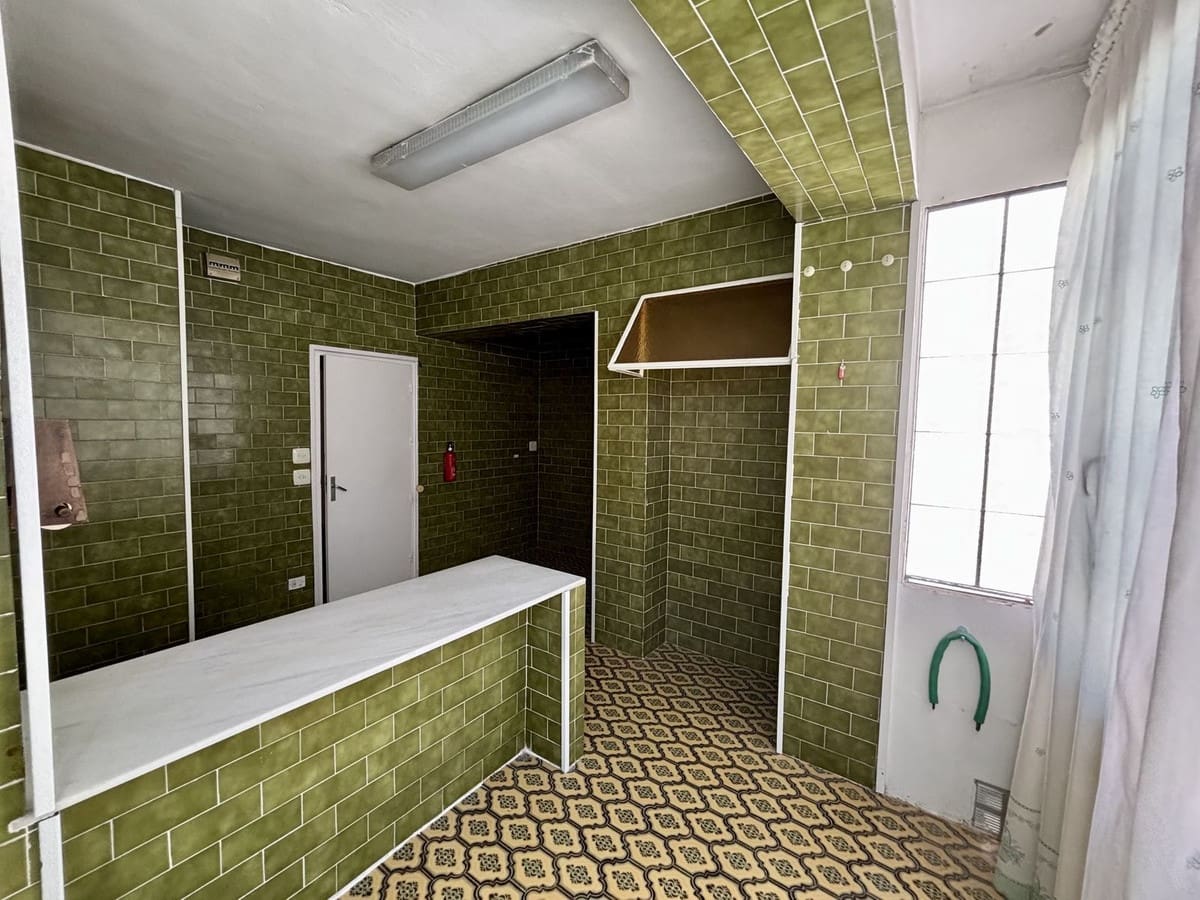 9 makuuhuone Huoneisto myytävänä paikassa Malaga kaupunki - 1 800 000 € (Ref: 9629285)