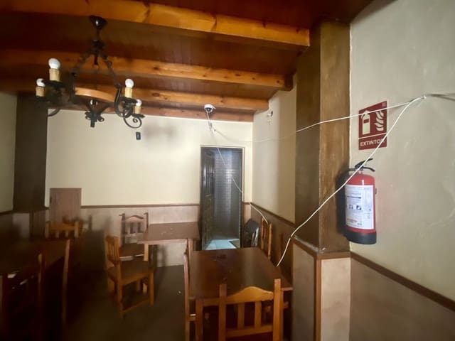 6 soverom Villa til salgs i El Limonar, Málaga by med garasje - € 960 000 (Ref: 9629286)