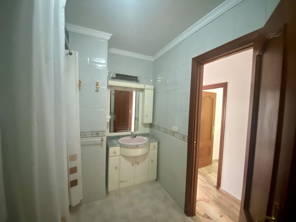 6 soverom Villa til salgs i Malaga by med garasje - € 960 000 (Ref: 9629286)