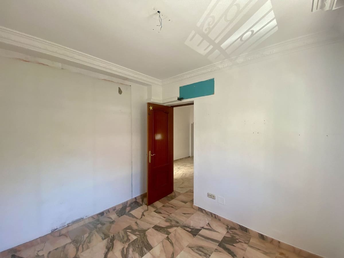 6 soverom Villa til salgs i Malaga by med garasje - € 960 000 (Ref: 9629286)