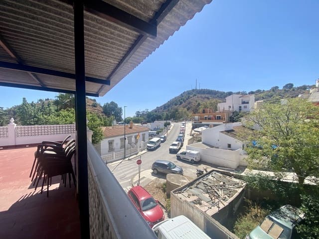 6 soverom Villa til salgs i El Limonar, Málaga by med garasje - € 960 000 (Ref: 9629286)