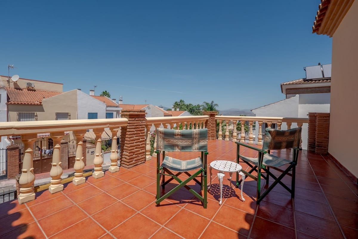 5 sovrum Villa till salu i Alhaurin el Grande med garage - 695 000 € (Ref: 9629288)