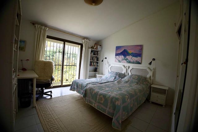 2 bedroom Apartment for sale in Nueva Atalaya, Estepona - € 299,000 (Ref: 9629289)