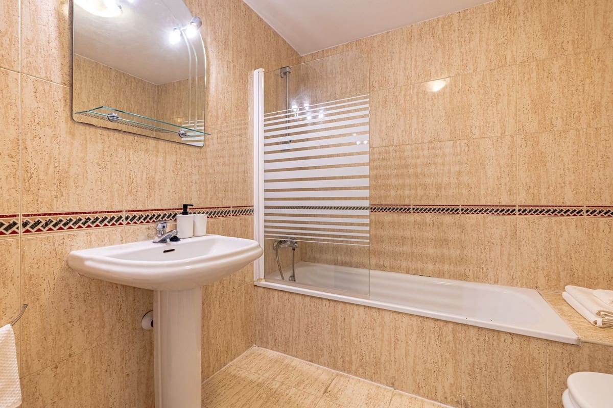 2 chambre Appartement à vendre à Nueva Andalucia avec garage - 498 000 € (Ref: 9629290)