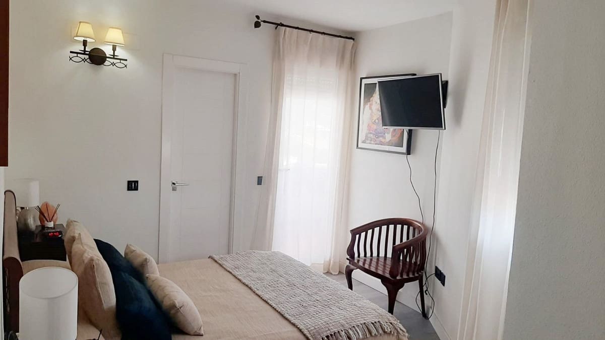 3 soverom Leilighet til salgs i Estepona med garasje - € 445 000 (Ref: 9629291)