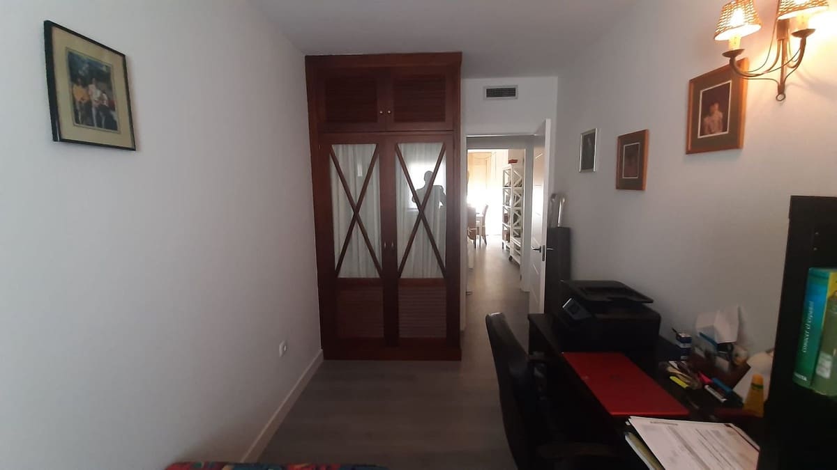 3 soverom Leilighet til salgs i Estepona med garasje - € 445 000 (Ref: 9629291)