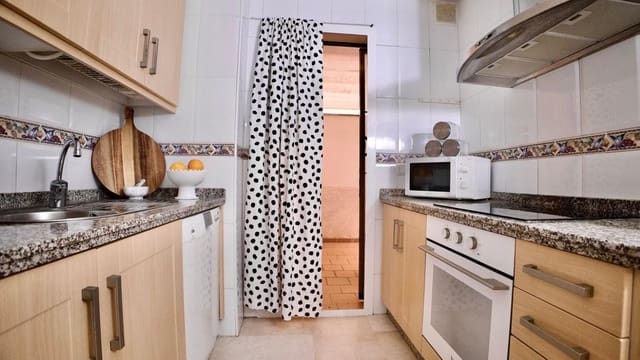 1 soveværelse Lejlighed til salg i Parque Central, Estepona med garage - € 299.000 (Ref: 9629292)