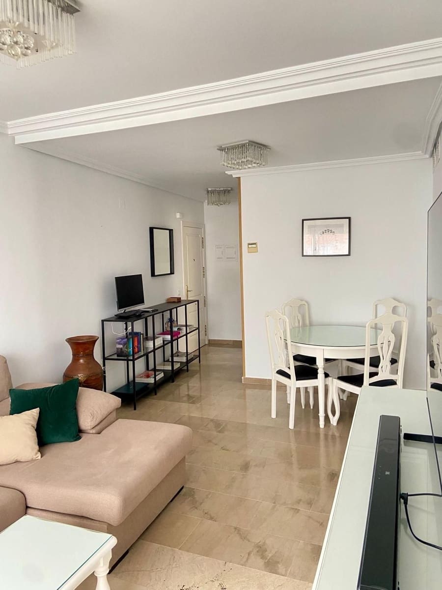 1 slaapkamer Appartement te koop in Estepona met garage - € 325.000 (Ref: 9629294)