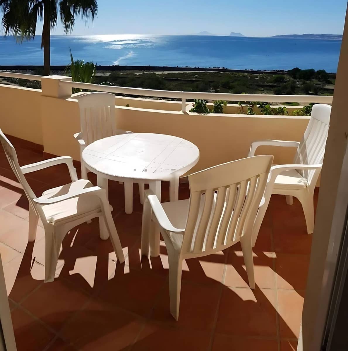 2 quarto Apartamento para venda em Estepona com garagem - 636 000 € (Ref: 9629296)