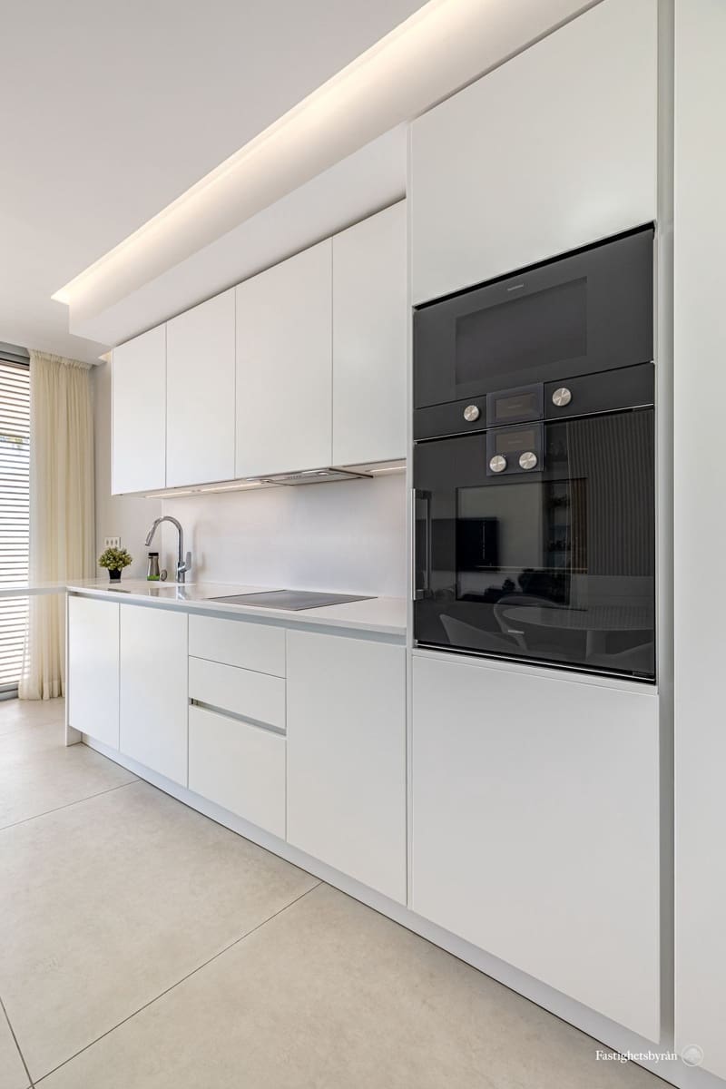 2 soverom Leilighet til salgs i Estepona med garasje - € 948 000 (Ref: 9629297)